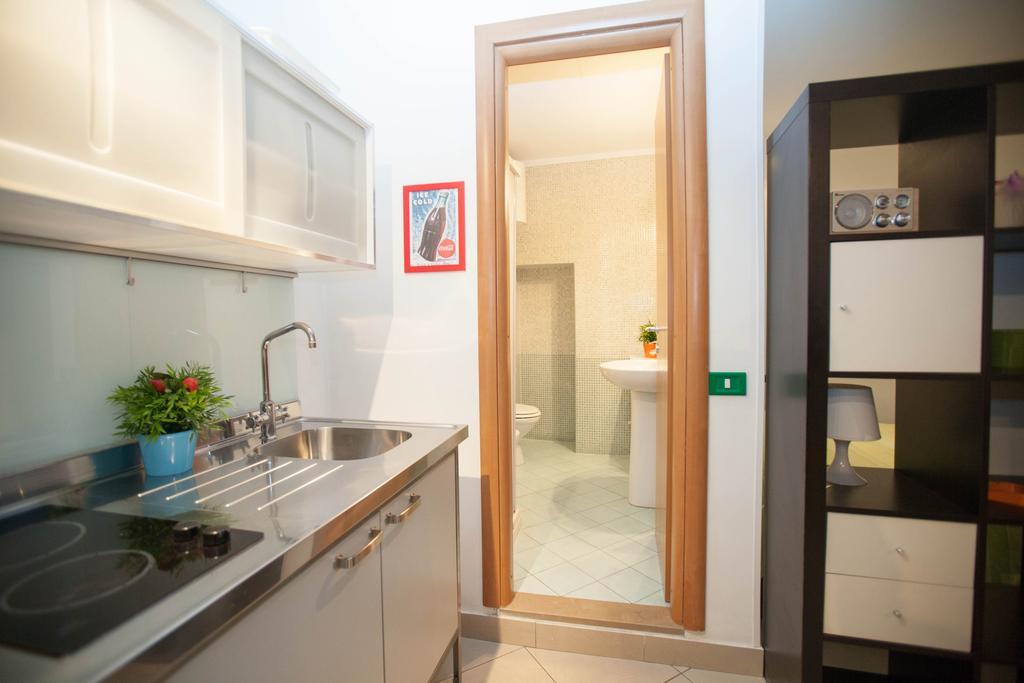 Serra Casa Vacanza A Piazza Del Plebiscito Neapel Exteriör bild